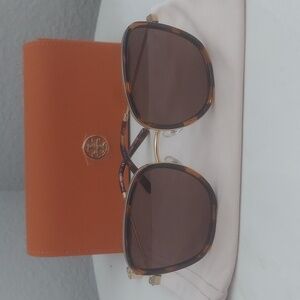 TORY BURCH Eleanor Rectangle Sunglasses